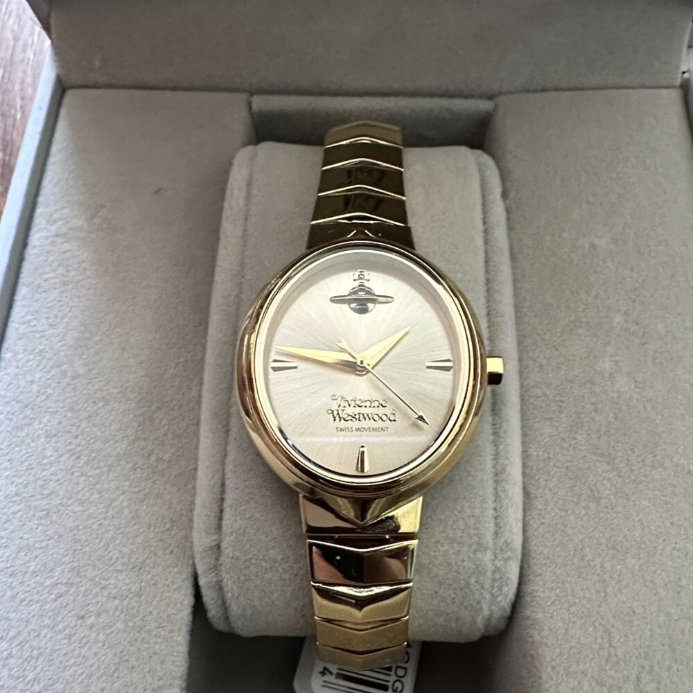 VIVIENNE WESTWOOD VV314GDGD Armour Women’s Watch - Gold NWT